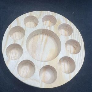 🥰 4/$25 - Wooden Circular Display Stand